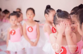 朵拉舞蹈获2018年度口碑知名艺术教育品牌
