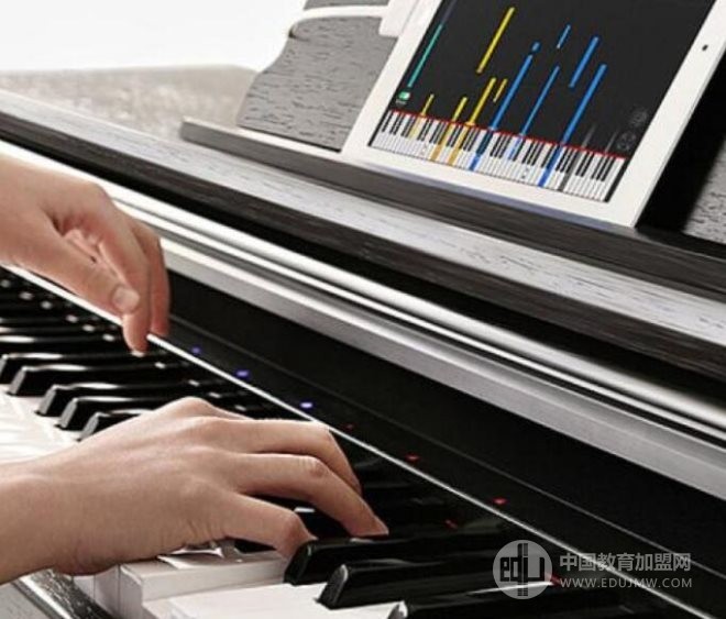 壹枱智能鋼琴加盟