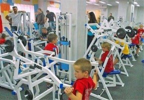 金教练儿童健身房