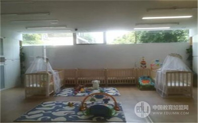 暖房子国际婴幼儿托育中心