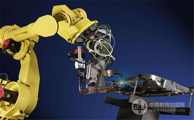 檬科技機器人編程教育