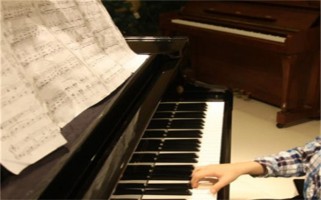 薛小妹钢琴培训